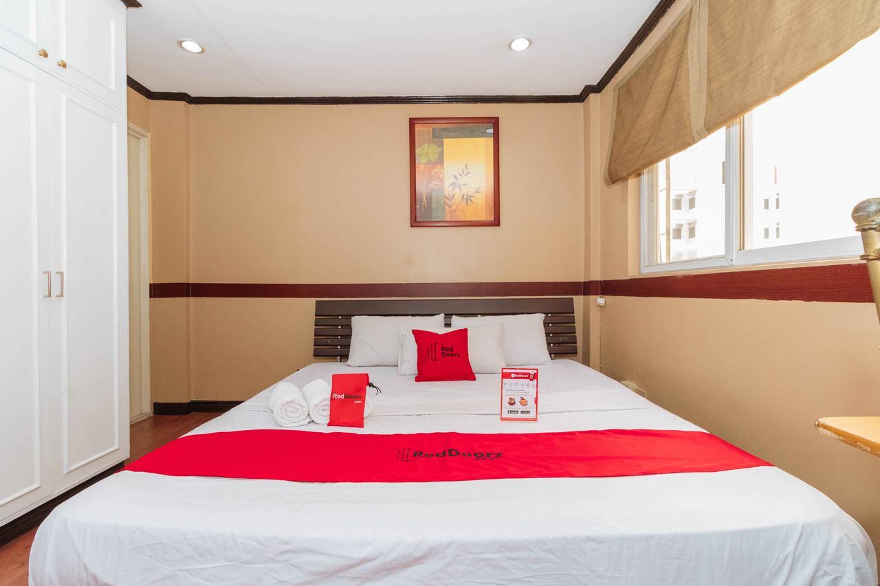 Reddoorz @ Up Village Quezon City Exterior photo